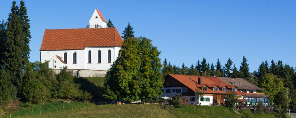 Panoramagasthof auf dem Auerberg Bernbeuren Bagian luar foto