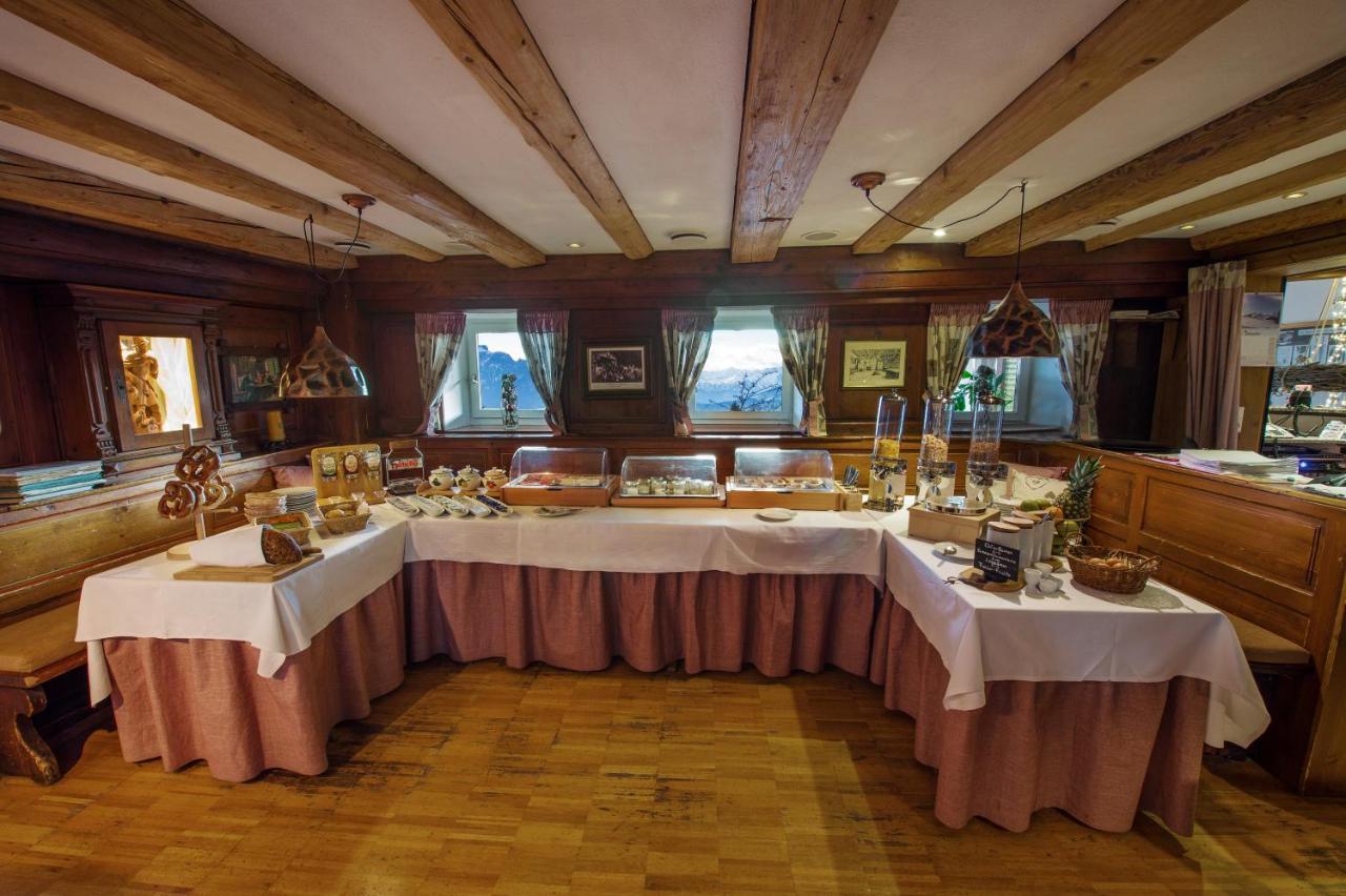 Panoramagasthof auf dem Auerberg Bernbeuren Bagian luar foto